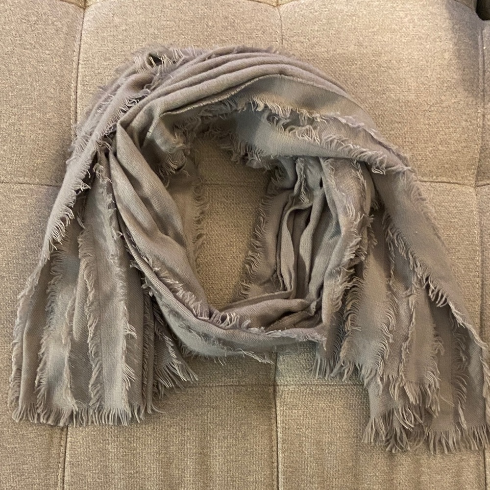 Stella & Dot Fringed Gray Scarf